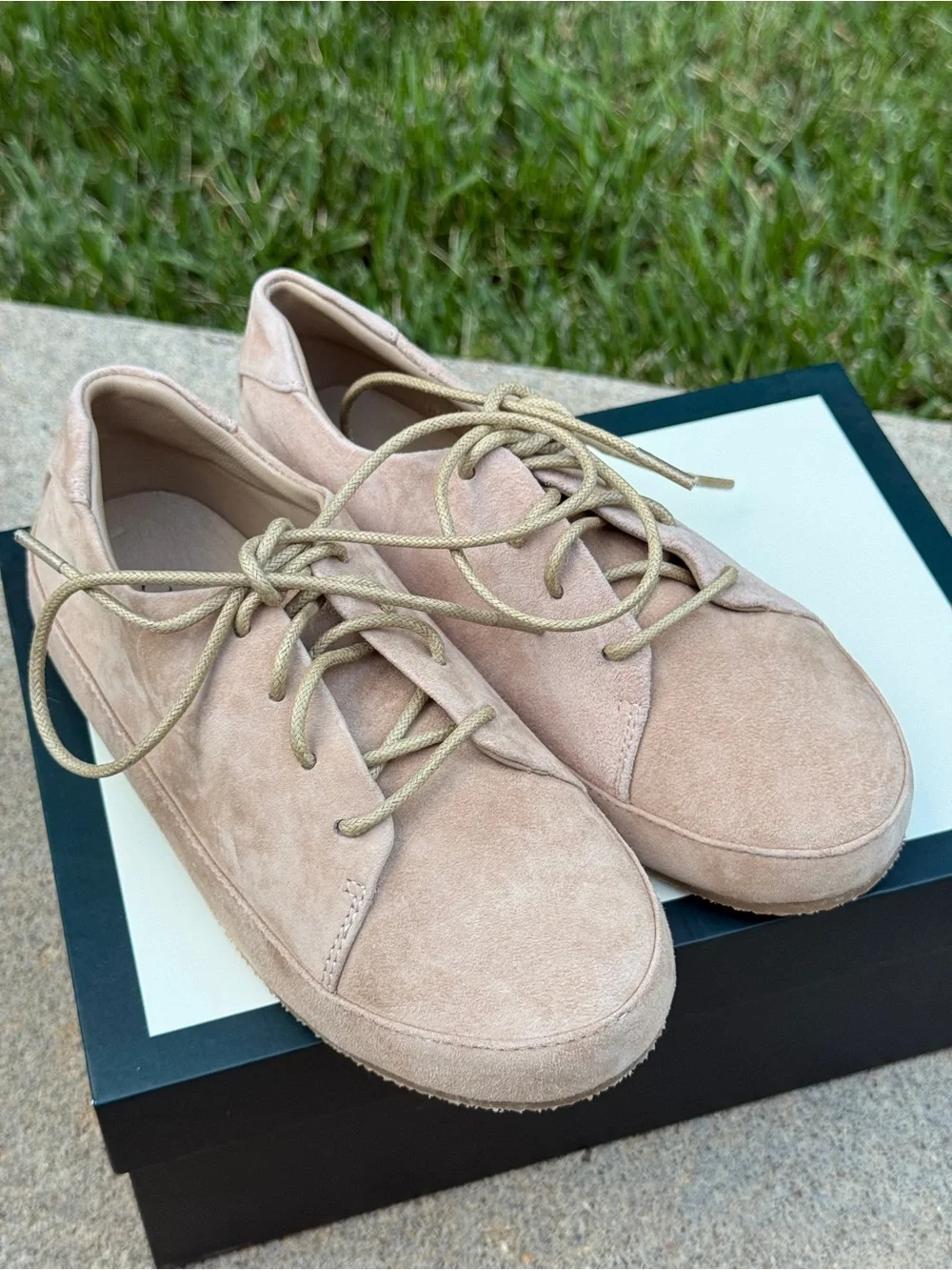 NEW GENTS by Age of Innocence Beige Suede Lace-Up Shoes / Sneakers (EU 29)